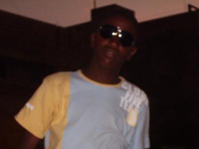 omzo play boy